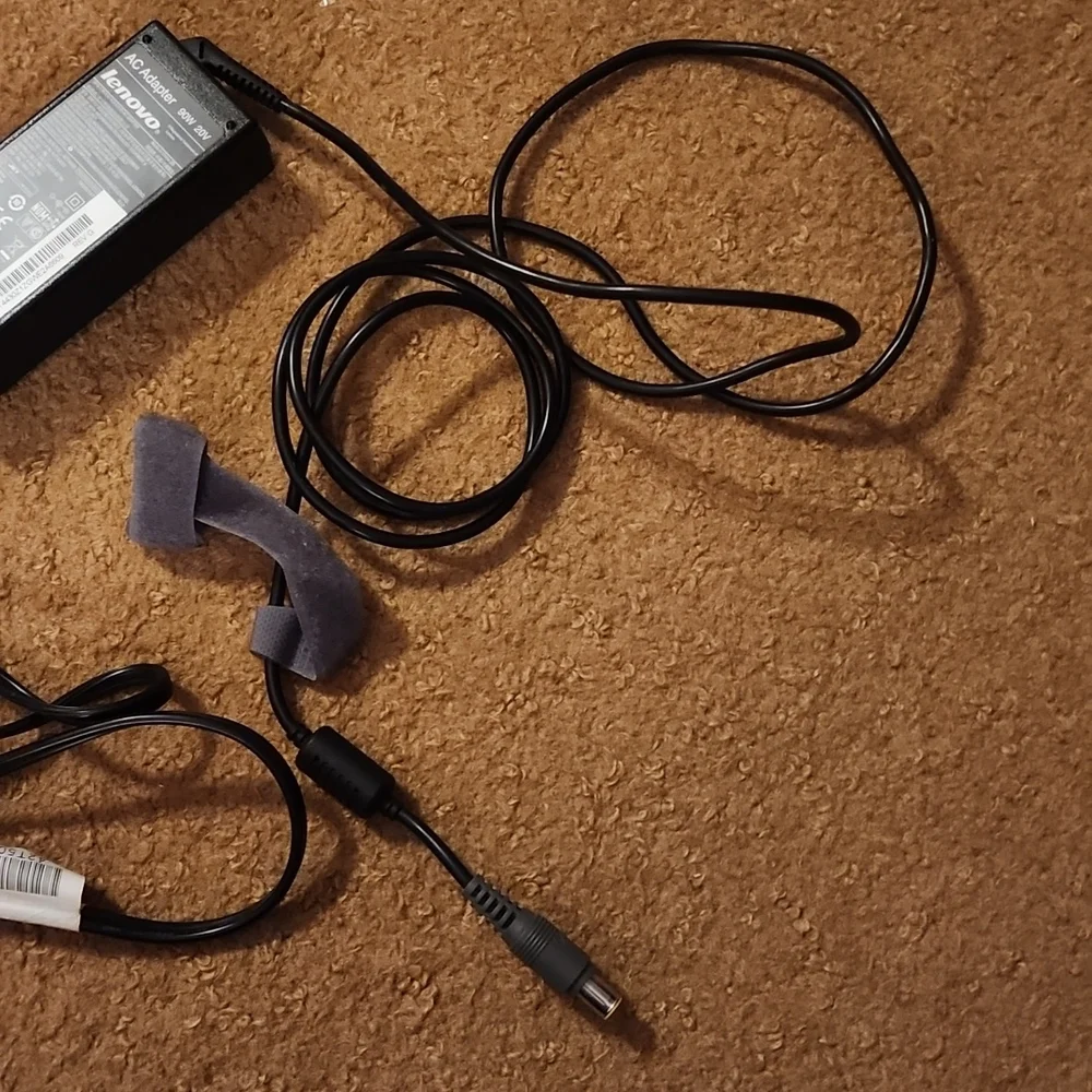 Lenovo ThinkPad Laptop Charger 90w 20v